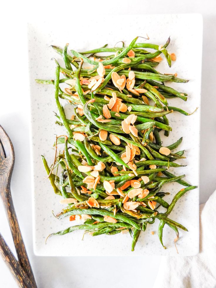 Crispy Roasted Green Beans With Slivered Almonds